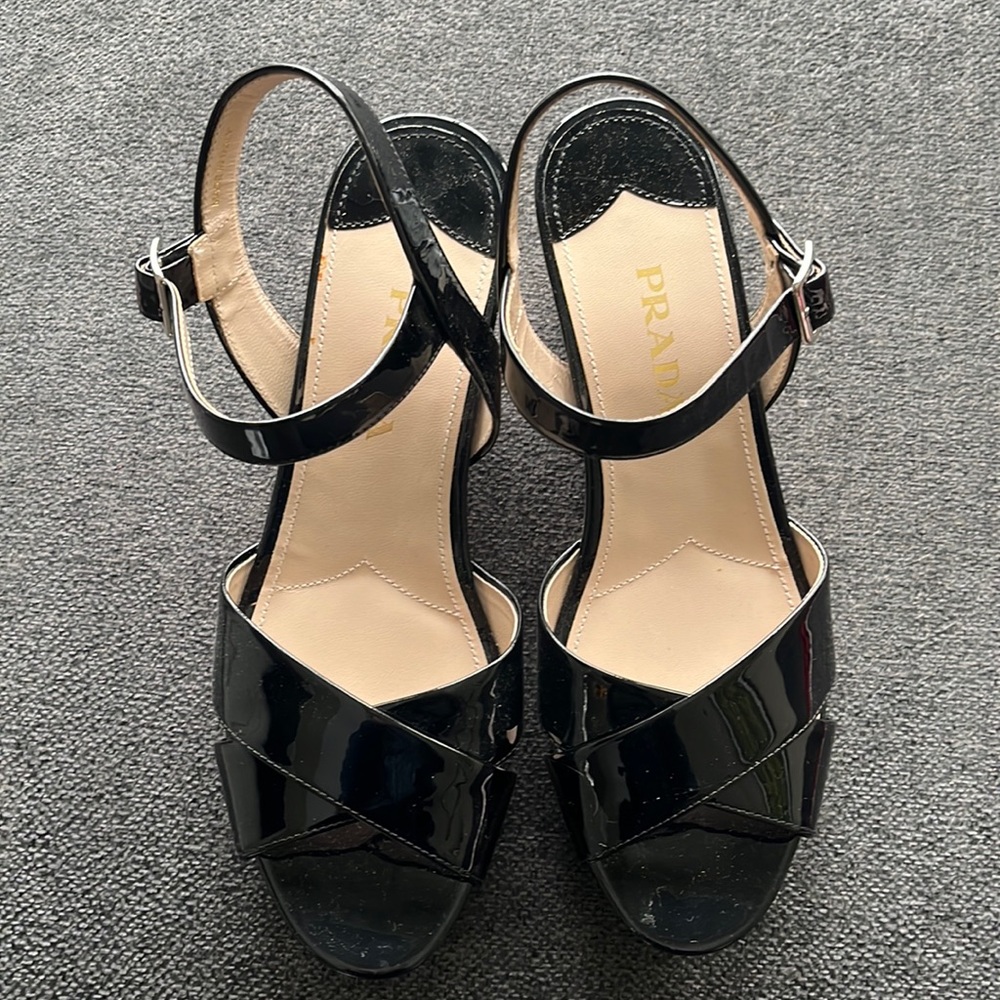 Prada BRAND NEW, NEVER Worn black patent leather cork wedge heel sandals SS 38